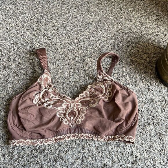Curvation Brown Wireless Unlined Bra Size 38D - Picture 1 of 5